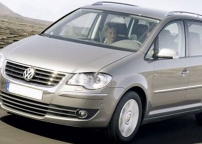 VW Touran 1.9 TDI (7 sedišta)