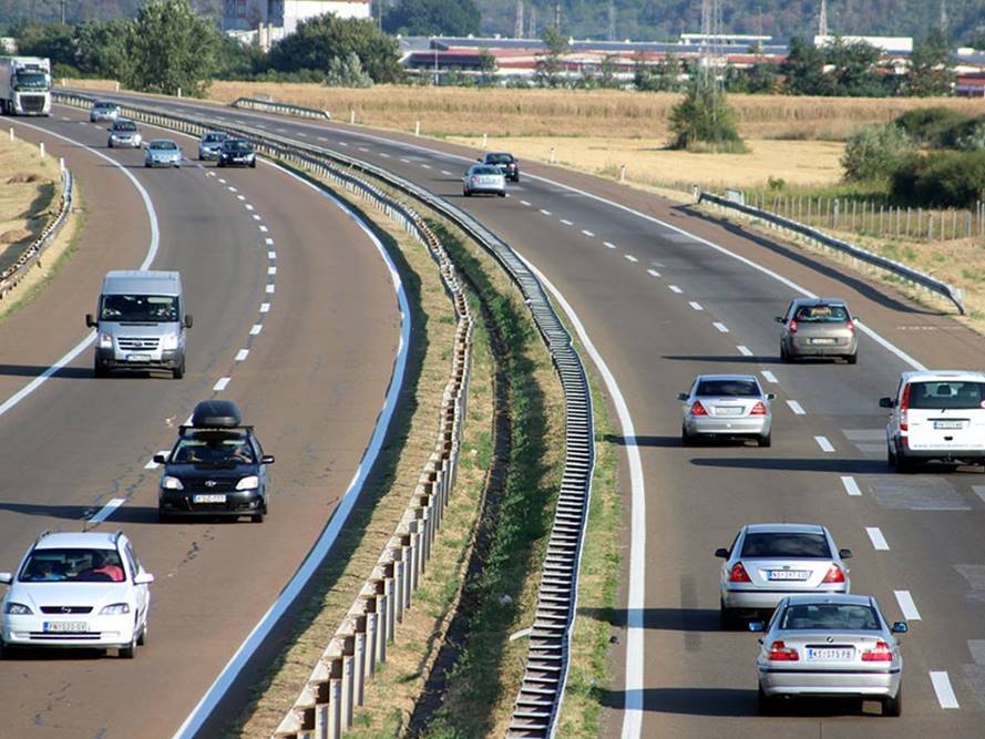 Popodne se očekuje POJAČAN saobraćaj