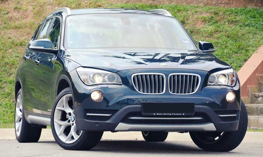 BMW X1 xDrive20d Rent a Car Indjija